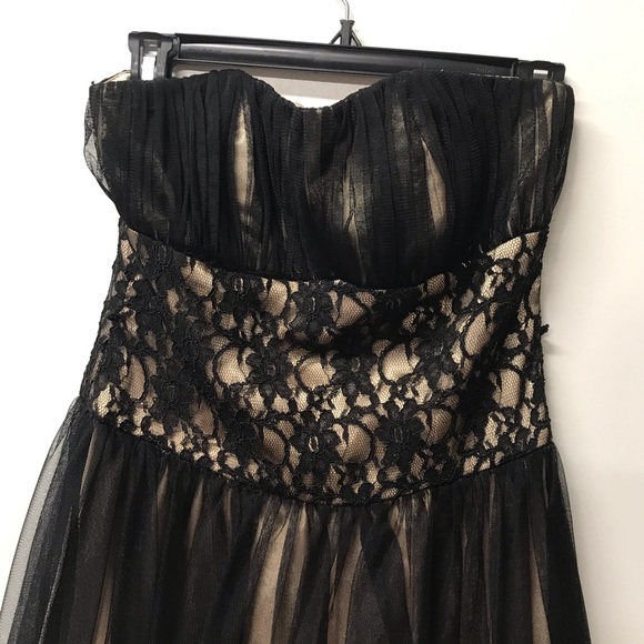 White House Black Market Black Lace Strapless sz 4 - Picture 3 of 8